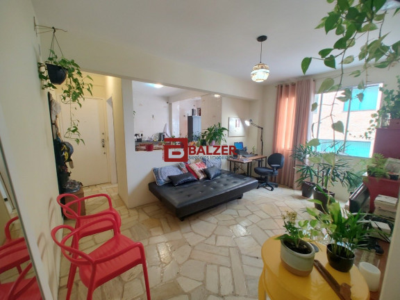 Imagem Apartamento com 2 Quartos à Venda, 75 m² em Centro - Florianópolis