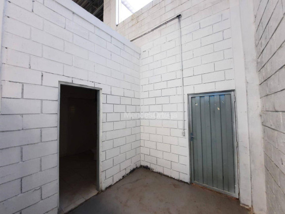 Imagem Galpão à Venda ou Locação, 235 m² em Jardim Tulipas - Sorocaba Imagem Galpão à Venda ou Locação, 235 m² em Jardim Tulipas - Sorocaba