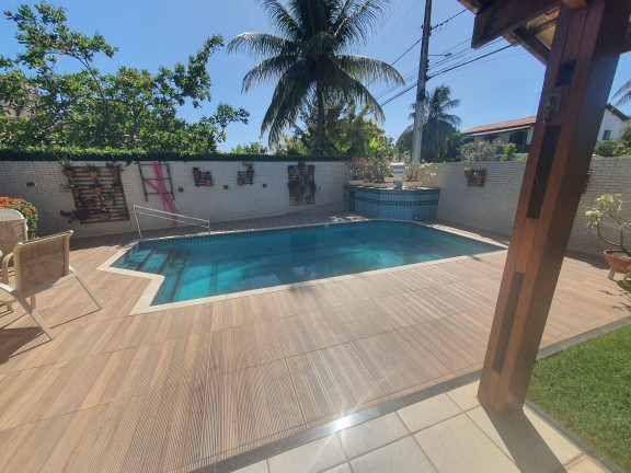 Imagem Casa com 6 Quartos para Temporada, 236 m² em Guarajuba - Camaçari Imagem Casa com 6 Quartos para Temporada, 236 m² em Guarajuba - Camaçari