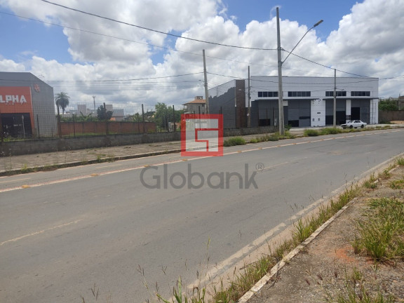 Imagem Terreno para Alugar, 900 m² em Vila Brasília - Montes Claros Imagem Terreno para Alugar, 900 m² em Vila Brasília - Montes Claros