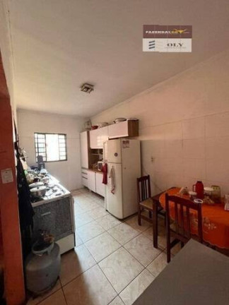 Imagem Casa com 3 Quartos à Venda, 200 m² em Setor Santos Dumont - Goiânia Imagem Casa com 3 Quartos à Venda, 200 m² em Setor Santos Dumont - Goiânia