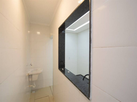 Imagem Casa com 2 Quartos à Venda, 45 m² em Jardim Melvi - Praia Grande Imagem Casa com 2 Quartos à Venda, 45 m² em Jardim Melvi - Praia Grande
