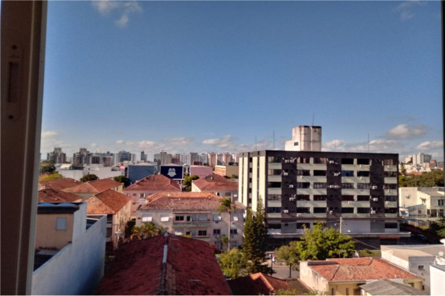 Imagem Imóvel com 3 Quartos à Venda, em Cristo Redentor - Porto Alegre Imagem Imóvel com 3 Quartos à Venda, em Cristo Redentor - Porto Alegre