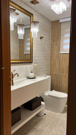 Imagem Casa com 3 Quartos à Venda, 309 m² em Santa Felicidade - Curitiba