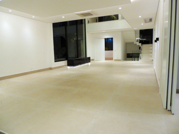 Imagem Casa com 4 Quartos à Venda, 599 m² em Alphaville Residencial Um - Barueri Imagem Casa com 4 Quartos à Venda, 599 m² em Alphaville Residencial Um - Barueri