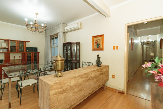 Imagem Imóvel com 3 Quartos à Venda, 144 m² em Rio Branco - Porto Alegre