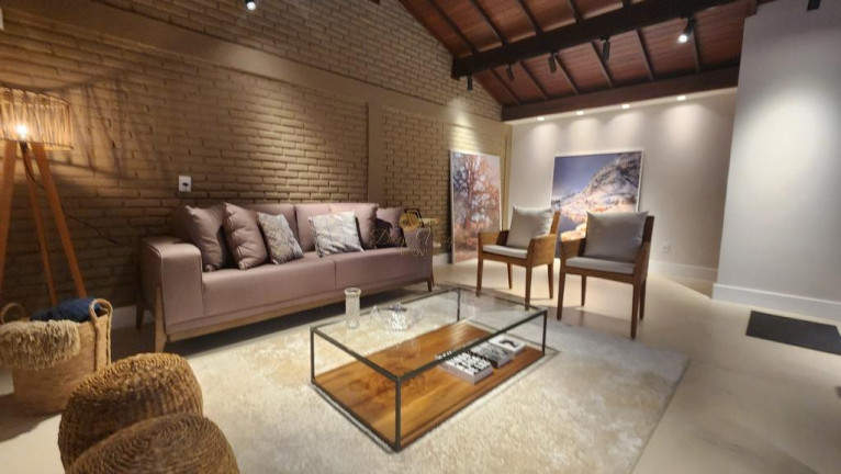 Imagem Casa com 5 Quartos à Venda, 497 m² em Granja Comary - Teresópolis Imagem Casa com 5 Quartos à Venda, 497 m² em Granja Comary - Teresópolis