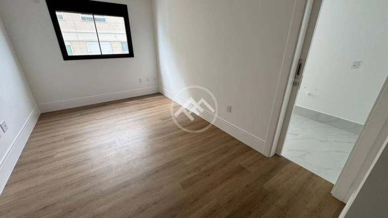 Imagem Apartamento com 4 Quartos à Venda, 225 m² em Meia Praia - Itapema Imagem Apartamento com 4 Quartos à Venda, 225 m² em Meia Praia - Itapema