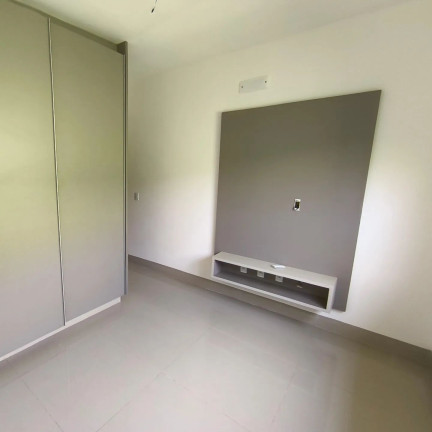 Imagem Imóvel com
3 Quartos à Venda, 88 m² em
Chacara Sao Pedro -
Aparecida De Goiania Imagem Imóvel com
3 Quartos à Venda, 88 m² em
Chacara Sao Pedro -
Aparecida De Goiania