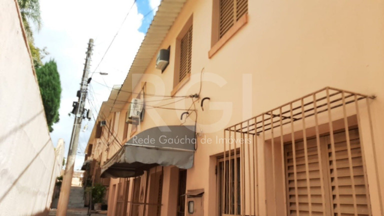 Imagem Casa de Condomínio com 1 Quarto à Venda, 61 m² em Vila São José - Porto Alegre