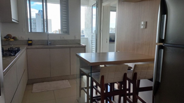 Imagem Apartamento com 3 Quartos à Venda, 140 m² em Centro - Balneário Camboriú