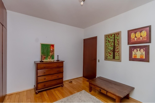 Imagem Casa com 4 Quartos à Venda, 310 m² em Moema - São Paulo Imagem Casa com 4 Quartos à Venda, 310 m² em Moema - São Paulo