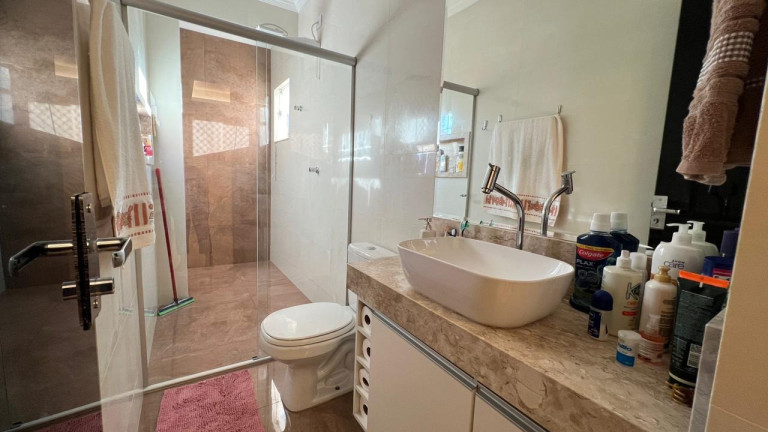 Imagem Casa com 4 Quartos à Venda, 378 m² em Samambaia Norte (samambaia) - Brasília Imagem Casa com 4 Quartos à Venda, 378 m² em Samambaia Norte (samambaia) - Brasília