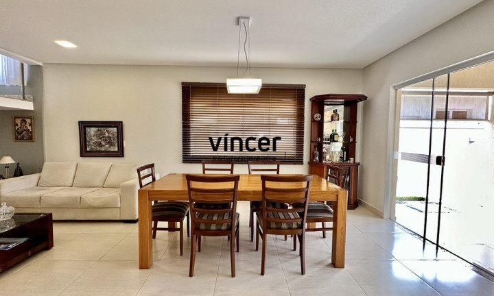 Imagem Casa com 4 Quartos à Venda, 287 m² em Jardins Valência - Goiânia Imagem Casa com 4 Quartos à Venda, 287 m² em Jardins Valência - Goiânia