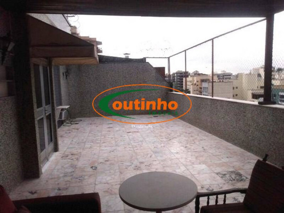 Imagem Cobertura com 3 Quartos à Venda, 200 m² em Tijuca - Rio De Janeiro Imagem Cobertura com 3 Quartos à Venda, 200 m² em Tijuca - Rio De Janeiro