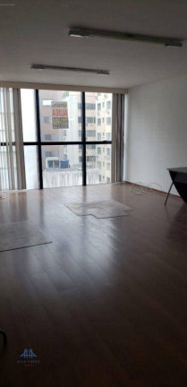 Sala Comercial à Venda ou Locação, 60 m² em Centro - Florianópolis