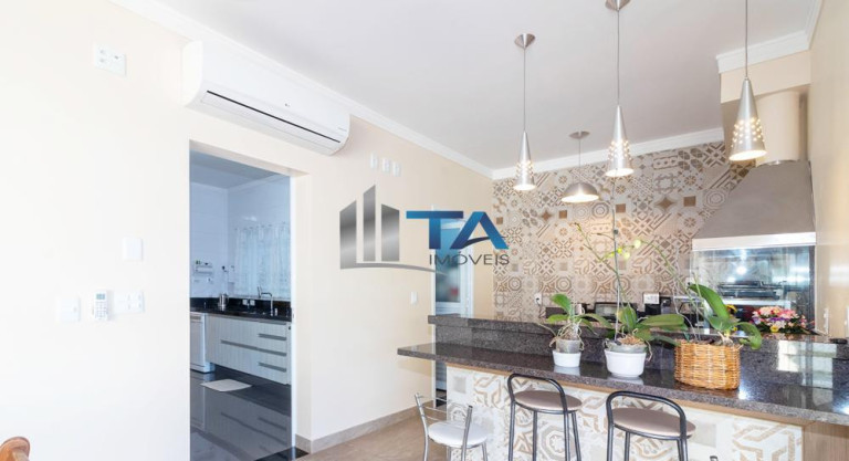 Imagem Casa com 3 Quartos à Venda, 284 m² em Swiss Park - Campinas Imagem Casa com 3 Quartos à Venda, 284 m² em Swiss Park - Campinas