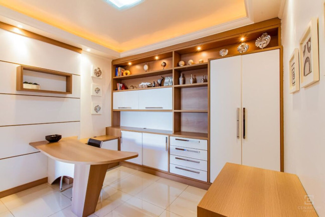 Imagem Casa com 6 Quartos à Venda, 600 m² em Passa Vinte - Palhoça