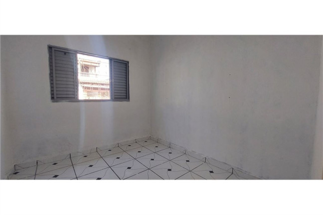 Imagem Casa com 2 Quartos à Venda,  em Vila Carmosina - São Paulo