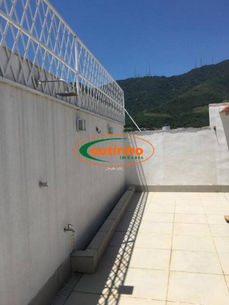 Imagem Casa com 5 Quartos à Venda, 236 m² em Tijuca - Rio De Janeiro Imagem Casa com 5 Quartos à Venda, 236 m² em Tijuca - Rio De Janeiro