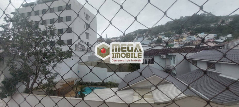 Imagem Apartamento com 2 Quartos à Venda, 71 m² em Centro - Florianópolis