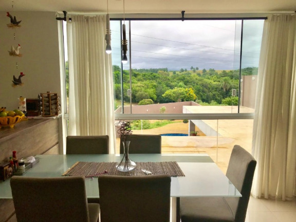 Imagem Imóvel com 3 Quartos à Venda, 30 m² em Alto Petrópolis - Porto Alegre Imagem Imóvel com 3 Quartos à Venda, 30 m² em Alto Petrópolis - Porto Alegre