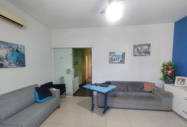 Imagem Casa com 3 Quartos à Venda, 220 m² em Marapé - Santos Imagem Casa com 3 Quartos à Venda, 220 m² em Marapé - Santos