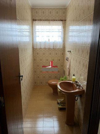 Imagem Casa com 3 Quartos à Venda, 320 m² em Horto Florestal - São Paulo