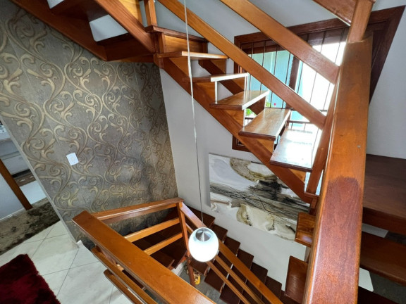 Imagem Casa com 3 Quartos à Venda, 210 m² em Moinhos De Vento - Canoas