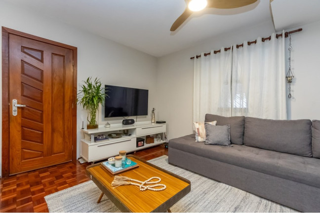 Imagem Sobrado com 3 Quartos à Venda, 198 m² em Conjunto Residencial Vista Verde - São Paulo Imagem Sobrado com 3 Quartos à Venda, 198 m² em Conjunto Residencial Vista Verde - São Paulo