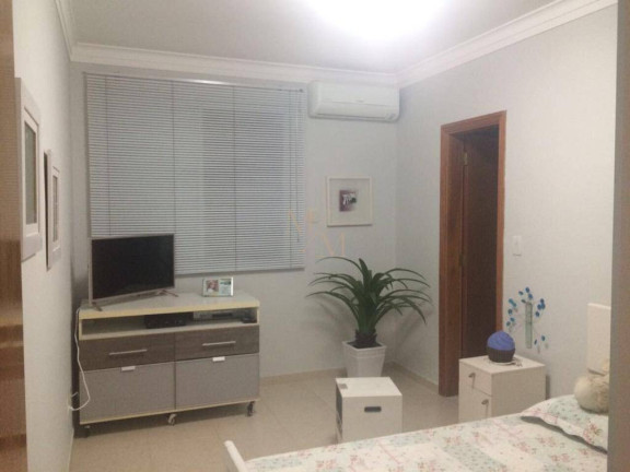 Imagem Casa com 4 Quartos à Venda, 190 m² em Embaré - Santos