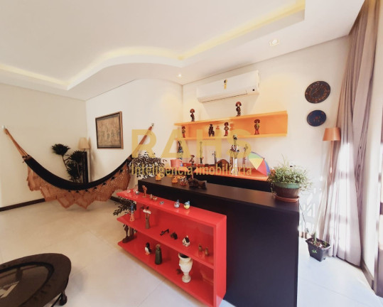 Imagem Casa com 4 Quartos à Venda, 420 m² em Anita Garibaldi - Joinville Imagem Casa com 4 Quartos à Venda, 420 m² em Anita Garibaldi - Joinville