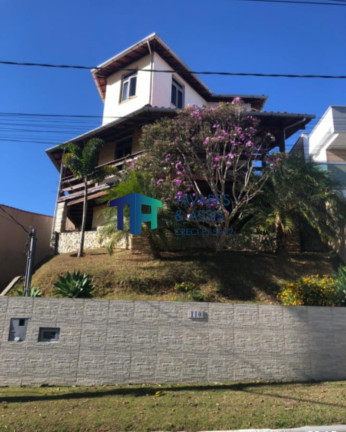 Imagem Imóvel com 3 Quartos à Venda, 180 m² em Nova Gramado - Juiz De Fora Imagem Imóvel com 3 Quartos à Venda, 180 m² em Nova Gramado - Juiz De Fora