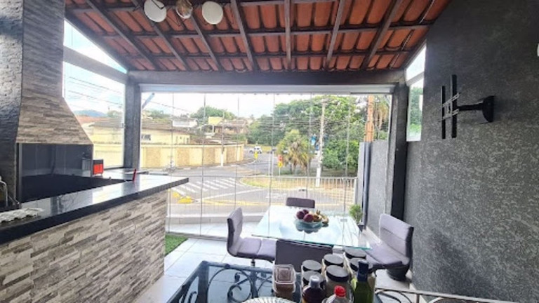 Imagem Casa com 2 Quartos à Venda, 121 m² em Centro - Atibaia Imagem Casa com 2 Quartos à Venda, 121 m² em Centro - Atibaia