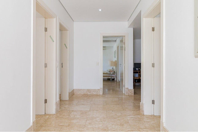 Imagem Casa com 6 Quartos à Venda,  em Jardim Acapulco - Guarujá