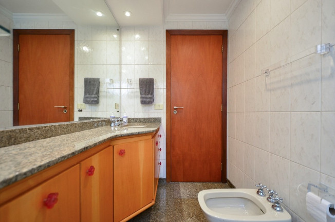 Imagem Imóvel com 4 Quartos à Venda, 226 m² em Morumbi - São Paulo Imagem Imóvel com 4 Quartos à Venda, 226 m² em Morumbi - São Paulo