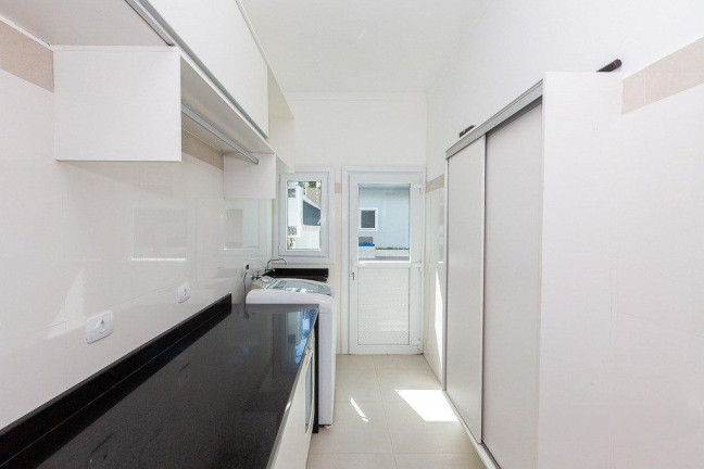 Imagem Casa com 3 Quartos à Venda, 450 m² em Santa Felicidade - Curitiba Imagem Casa com 3 Quartos à Venda, 450 m² em Santa Felicidade - Curitiba
