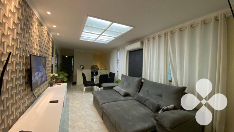 Imóvel com 3 Quartos à Venda, 200 m² em Embaré - Santos
