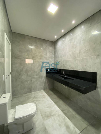 Imagem Sobrado com 3 Quartos à Venda, 290 m² em Condomínio Belvedere - Cuiabá
