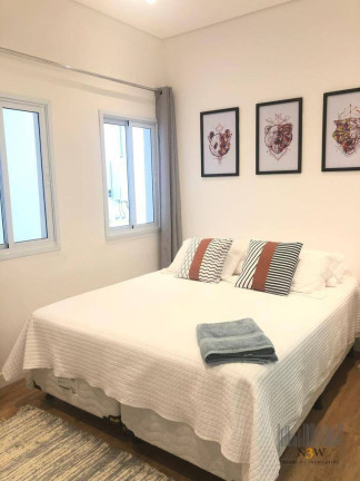 Imagem Casa com 7 Quartos à Venda, 306 m² em Vila Hamburguesa - São Paulo Imagem Casa com 7 Quartos à Venda, 306 m² em Vila Hamburguesa - São Paulo