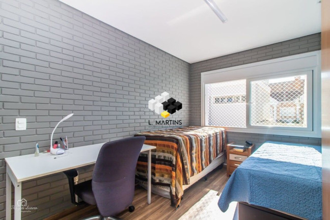 Imagem Casa com 6 Quartos à Venda, 570 m² em Três Figueiras - Porto Alegre Imagem Casa com 6 Quartos à Venda, 570 m² em Três Figueiras - Porto Alegre