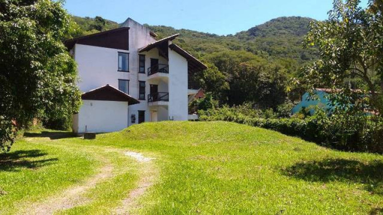 Imagem Terreno à Venda, em Lagoa Da Conceição - Florianópolis Imagem Terreno à Venda, em Lagoa Da Conceição - Florianópolis