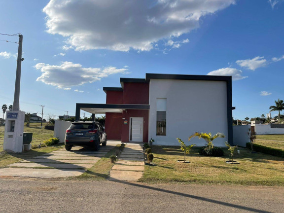 Imagem Casa com 3 Quartos à Venda, 450 m² em Condomínio Ninho Verde I - Porangaba