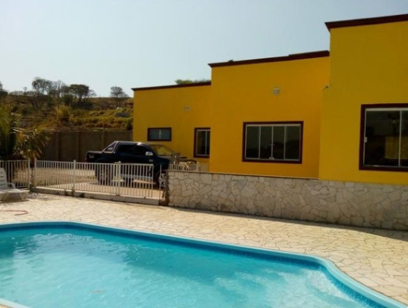 Chácara à Venda, 3 m² em Estância Santa Maria Do Laranjal - Atibaia