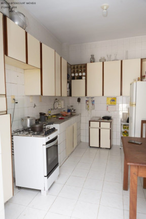 Imagem Casa com 4 Quartos à Venda, 180 m² em Daniel Lisboa - Salvador