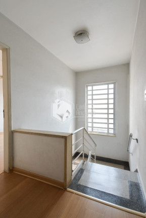 Imagem Casa com 3 Quartos à Venda, 130 m² em Mirandópolis - São Paulo