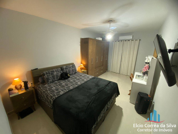 Imagem Casa com 3 Quartos à Venda, 300 m² em Macuco - Santos
