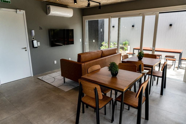 Imagem Apartamento com 1 Quarto à Venda, 82 m² em Jardim Europa - Porto Alegre