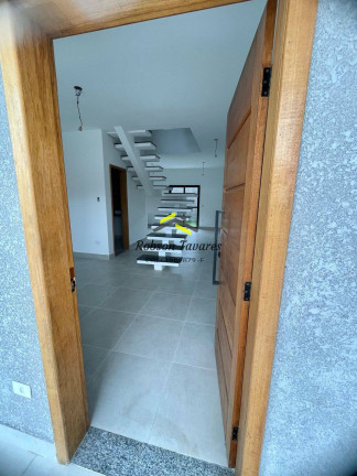 Imagem Casa com 2 Quartos à Venda, 148 m² em Jardim Mariella - Caraguatatuba Imagem Casa com 2 Quartos à Venda, 148 m² em Jardim Mariella - Caraguatatuba