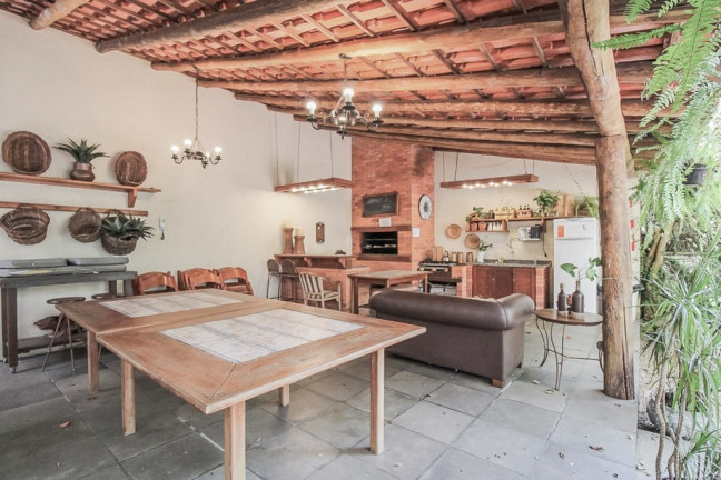 Imagem Apartamento com 2 Quartos à Venda, 170 m² em Moinhos De Vento - Porto Alegre